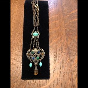 Vintage delicate pendant necklace.